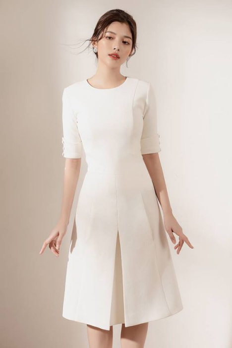 Bộ sưu tập những thiết kế thời trang váy đầm xòe công sở màu trắng đẹp