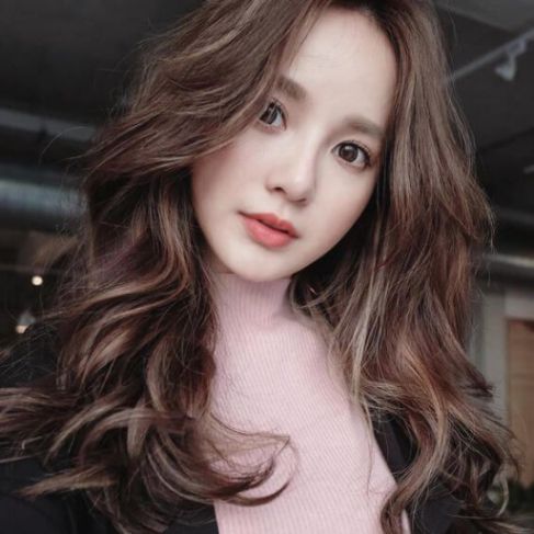 Hình ảnh Hàn Quốc dễ thương nhất với mái tóc dài cho nữ