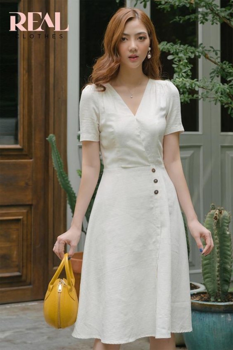 Xu hướng thời trang váy đầm công sở tông màu trắng đẹp nhất