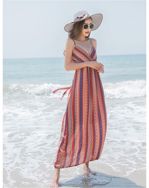 BST những mẫu váy đầm maxi đẹp dành để đi biển cực quyến rũ - Hình 2
