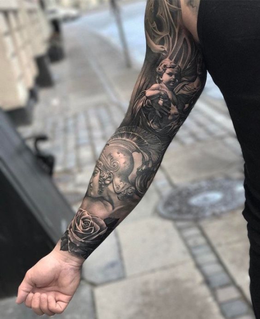 Hình xăm tattoo full tay hoa hồng và người La Mã đẹp ấn tượng nhất