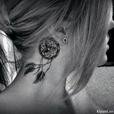Hình xăm nghệ thuật tatoo mini sau tai đẹp nhất