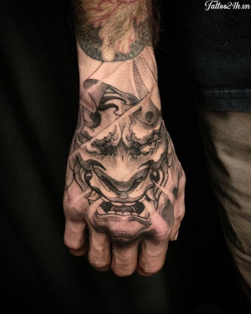 Hình ảnh xăm tattoo mặt quỷ ở tay đẹp và ý nghĩa nhất