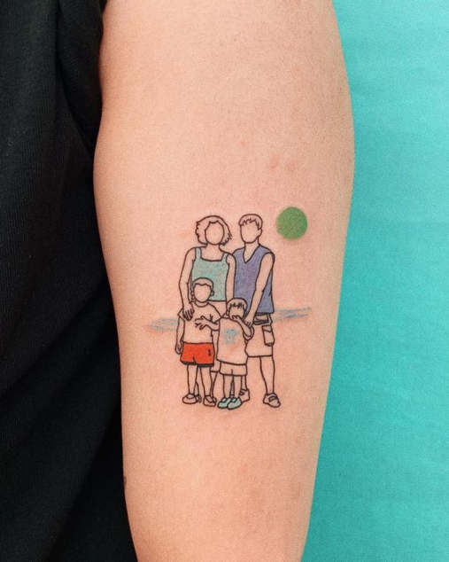 Hình ảnh tattoo gia đình có cha mẹ và con nhiều màu sắc ý nghĩa và đẹp mắt